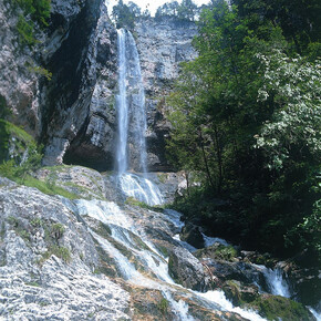 Tret Waterfall
