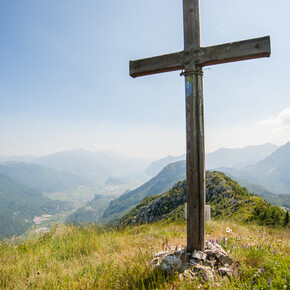 On the top of Monte Brento | © Garda Trentino