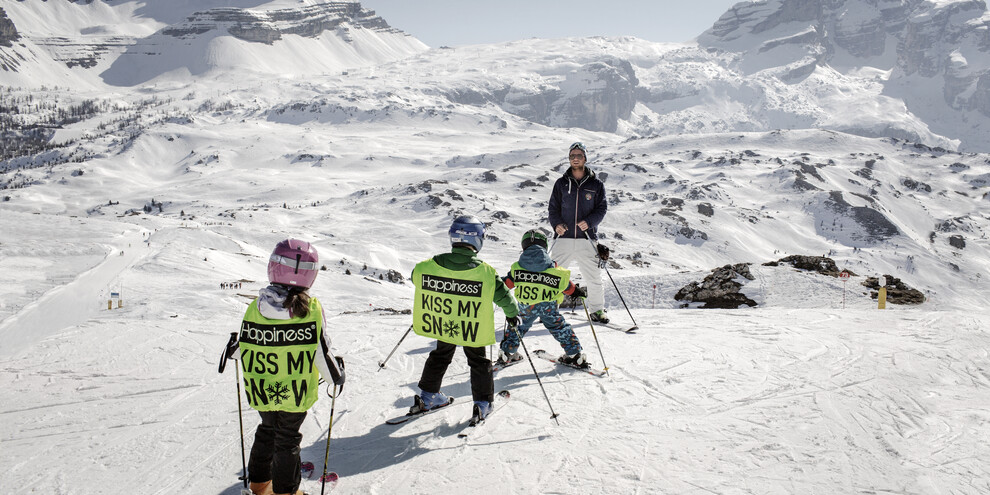 How to choose the right ski school 
