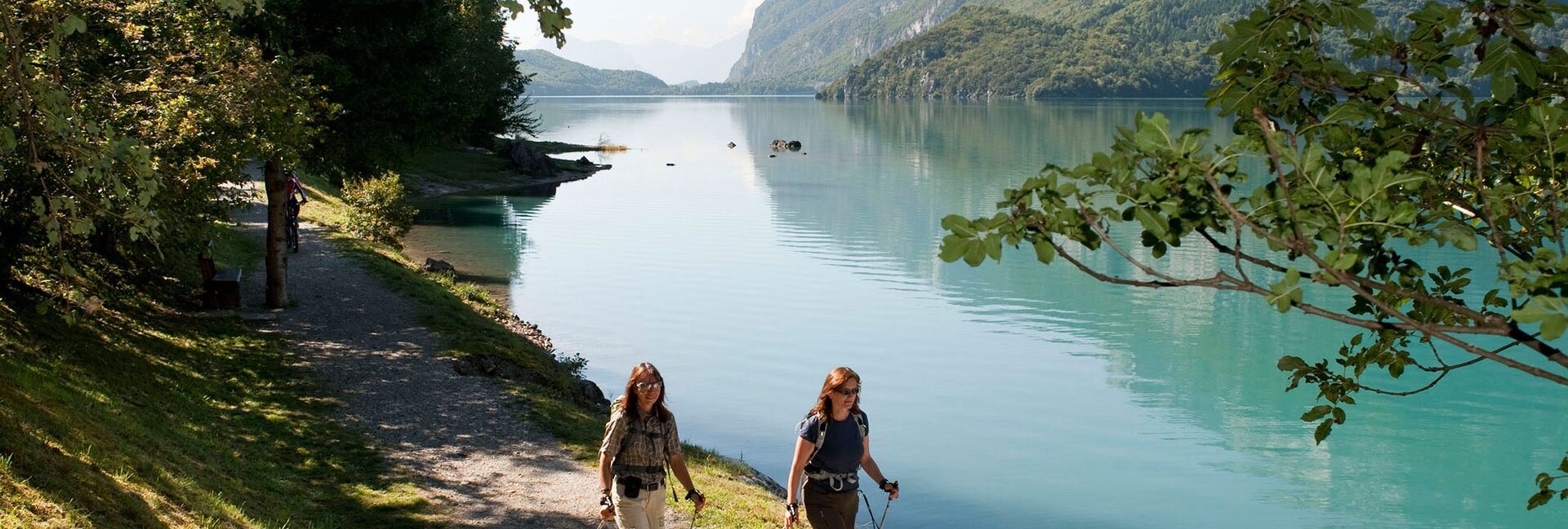 Lake Molveno walks