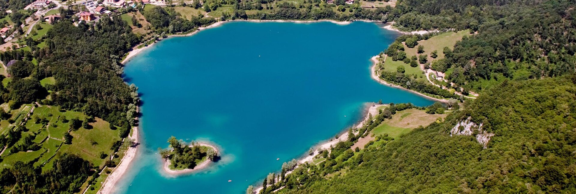 Jezero Tenno