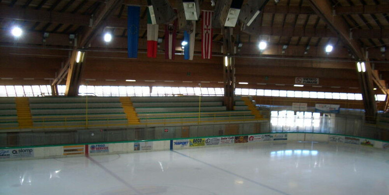 Eisstadion von Cavalese   #3