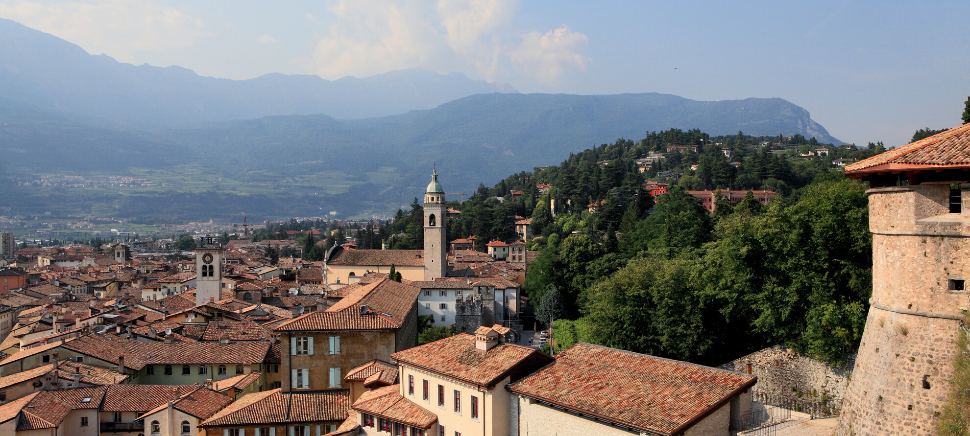 Historische Orte im September und Oktober in Rovereto zu besuchen, Trentino, Norditalien